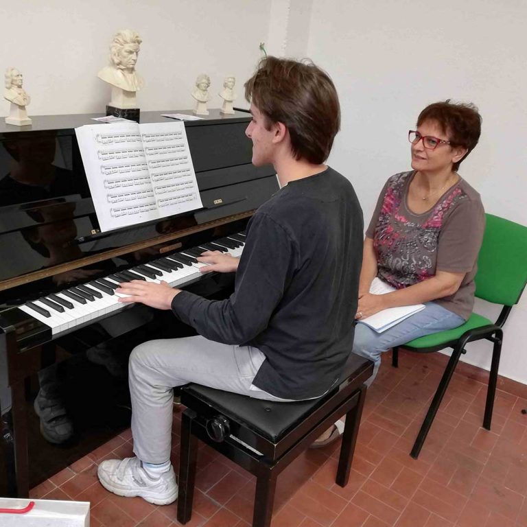 Federico al piano