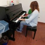 sabrina al piano