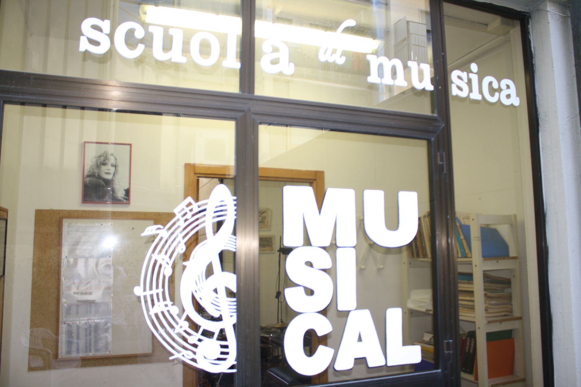 Esterno scuola